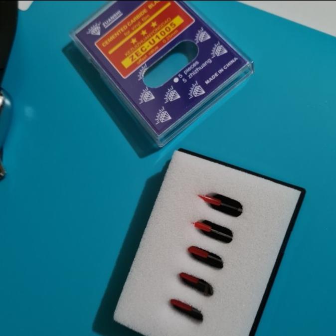 

Mata Pisau Mesin Cutting GRAPHTEC (isi 5pcs) made in china