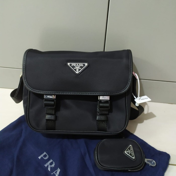 MUST HAVE TAS PRADA RE-NYLON MESSENGER BAG HITAM ORI SELEMPANG PRIA WANITA POUCH TERMURAH