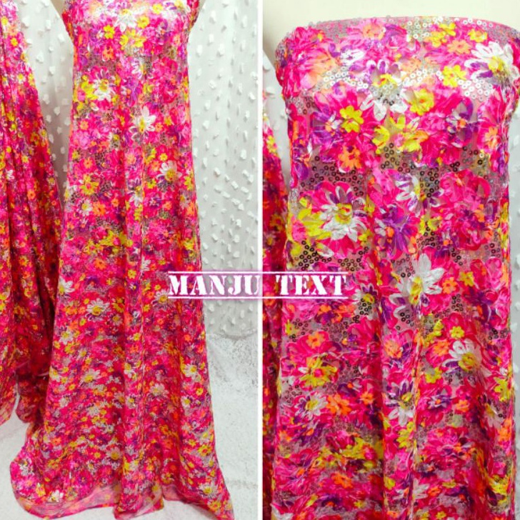 [KODE PRODUK 7JLHG7154] Kain Tile Bunga mawar/brukat brokat mawar /kembang setaman/cocok untuk gaun 