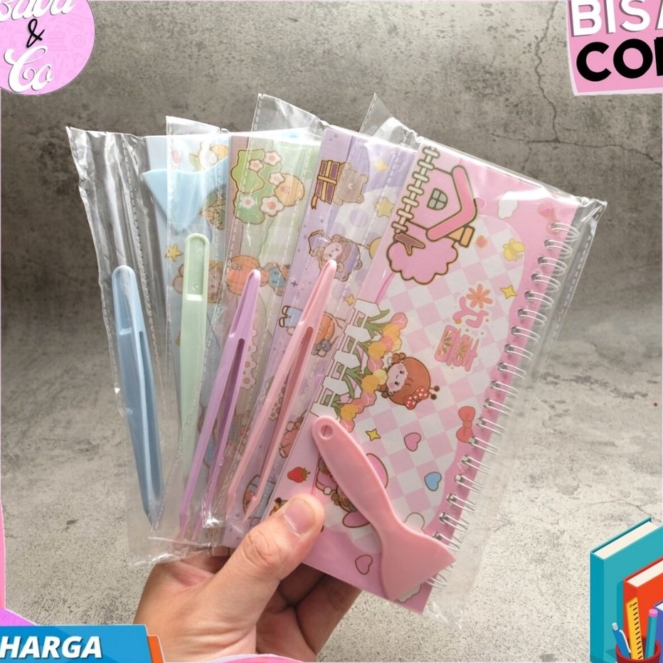 

JFDQ9924㊋ BUKU SPIRAL SENMU ZC-AM35 UKURAN 25 x 10 CM ZC-AM35 FREE PENJEPIT STIKER + PERATA STIKER CUTE GIRL STICKER BUKU STIKER ZC AM35 ㊏