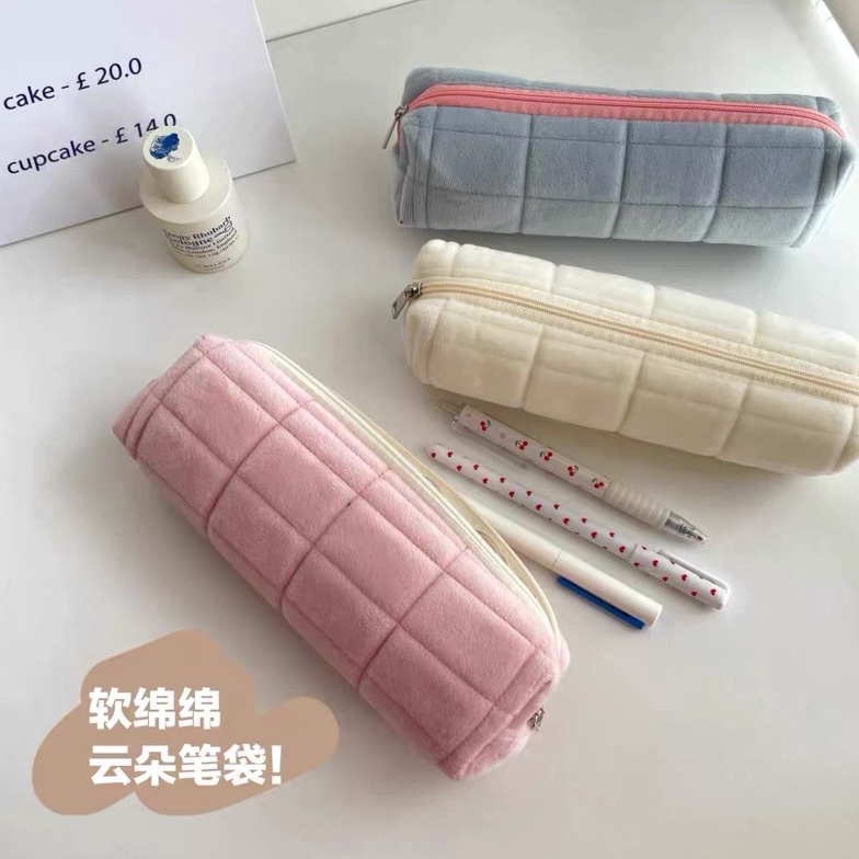 

Modern.. NEW! Gifu Fluffy Pencil Case / Kotak Pensil Empuk Premium Lembut / Kotak Pensil Bantal Aesthetic Korea / Kotak Pensil Premium Kotak Kotak NTC