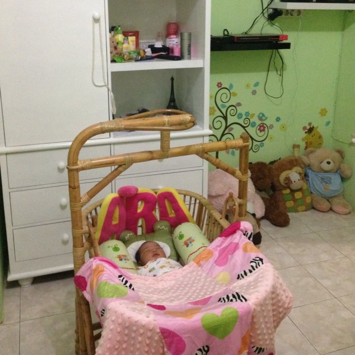 Terlaris Tempat Tidur Bayi Rotan / Tempat Tidur Bayi Ayunan Rotan