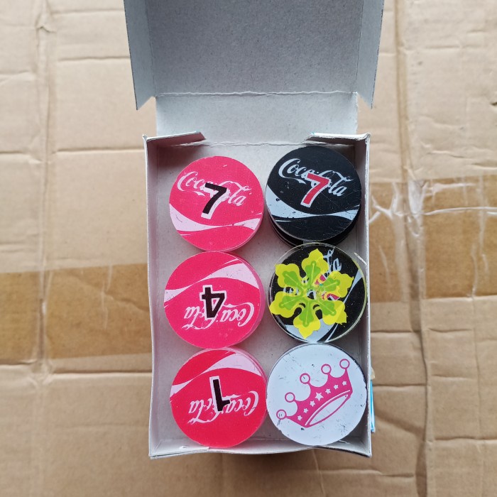 Biji Karambol Tebal 5 MM Motif Coca-Cola (Per 5 Kotak)
