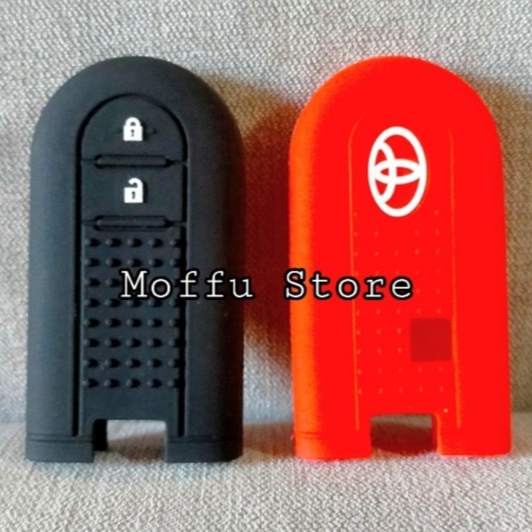 Ready.. Silicon Casing Kunci Toyota Agya GR SPORT 2021 2022 2023 Pelindung Remote Kunci Mobil 62