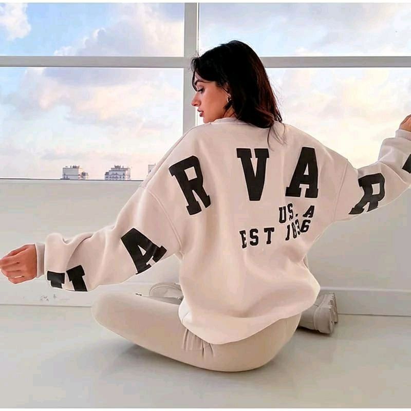 Harvard Sweater Crewneck Oversize Realpict