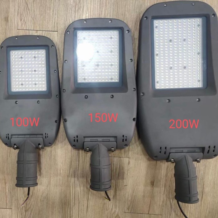 lampu jalan led / pju led 150w 150watt