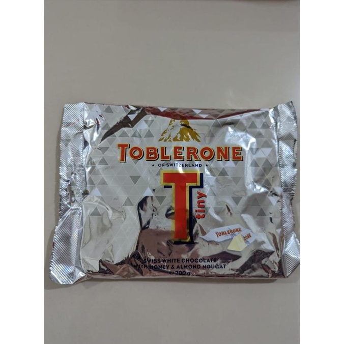 

Coklat Toblerone Tiny White isi 25pcs