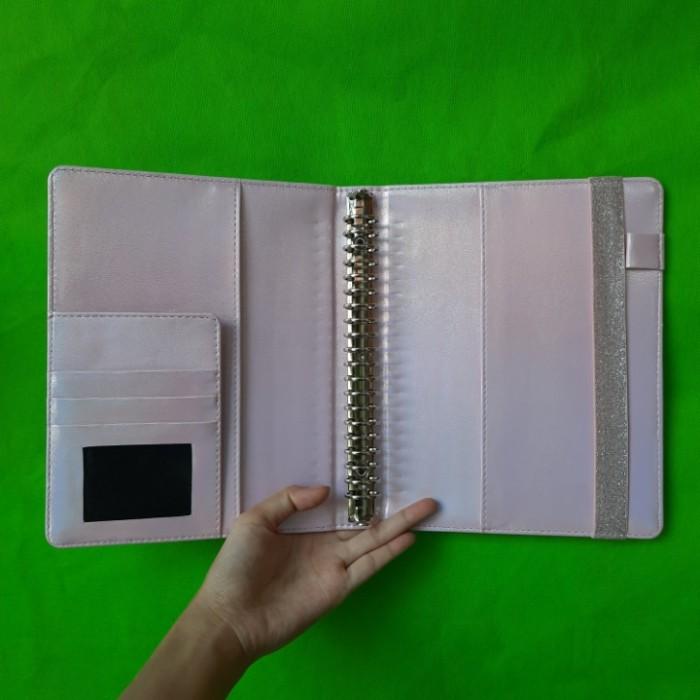 

BINDER HOLOGRAM PASTEL PREMIUM STRAP A5 20 RING B5 26 RING