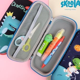 

8.8 Skoola Tempat Pensil Anak Laki - Laki Hardtop 3D Lucu Spiderman Dinosaurus Rocket Astronot - Tepen Grosir !!