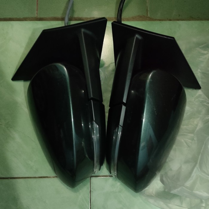 {Bekas} spion avanza 2019 satu set kanan kiri Diskon