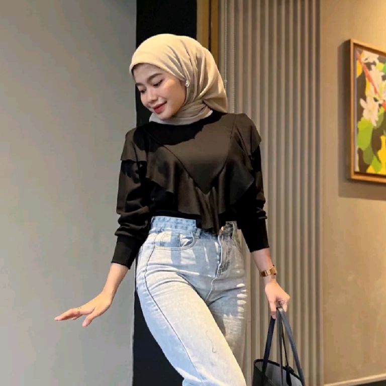 HOT SALE. blouse zara ruffle