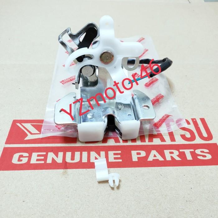 Door Lock Bagasi Pintu Belakang Gran Max / Luxio