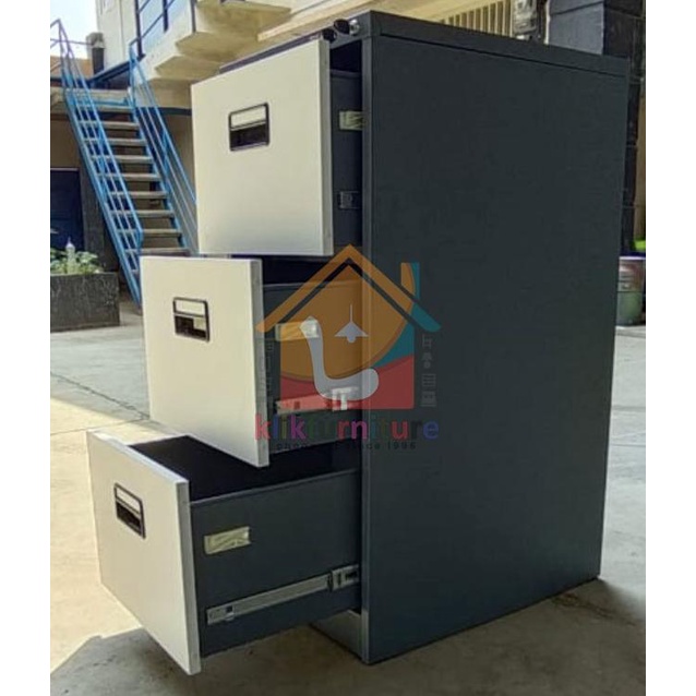 Filling Cabinet Besi 3 Laci / 3 Susun AKD3