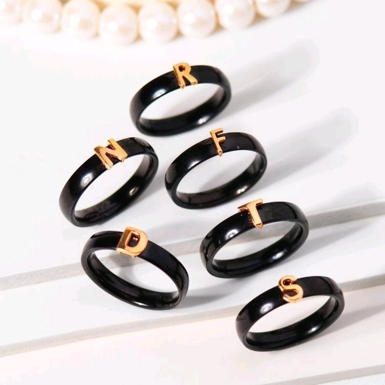 TrxPp6P0 Cincin Keramik Fashion Emas Huruf U- Z ( 8 K ) - Toko Emas Gadjah