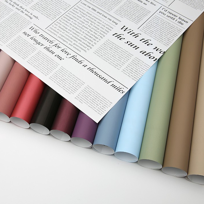

SJPK0901 sCODs BICOLOR WHITE NEWSPAPER CELLOPHANE (PACK; 58 x 58 cm) - Kertas Bunga Wrapping Paper
