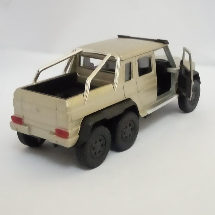 DISKON SPESIAL TERLARIS DIECAST MERCEDES-BENZ G 63 AMG 6X6 WELLY WARNA EMAS MINIATUR TERLARIS