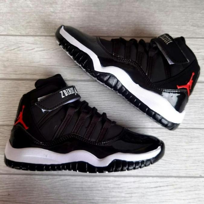 sepatu anak laki laki jordan 11 hitam putih sepatu sekolah size 26-36