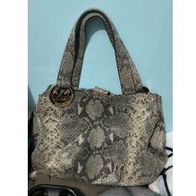 Tas Wanita pre❤ merk MK* Full kulit asli