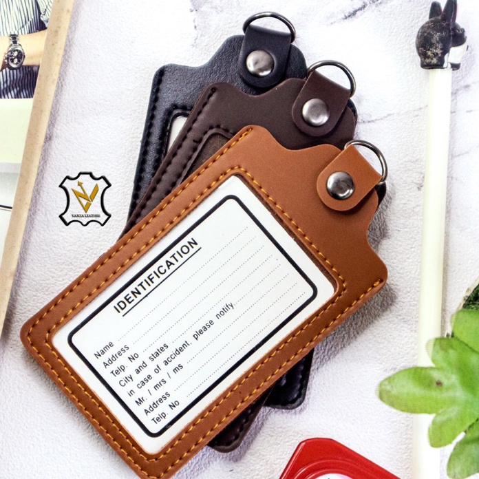 

XII 66109 NAME TAG/ID CARD KULIT 1 SLOT MODEL KANCING TERLARIS TERMURAH KWALITAS PREMIUM ♠ Ø