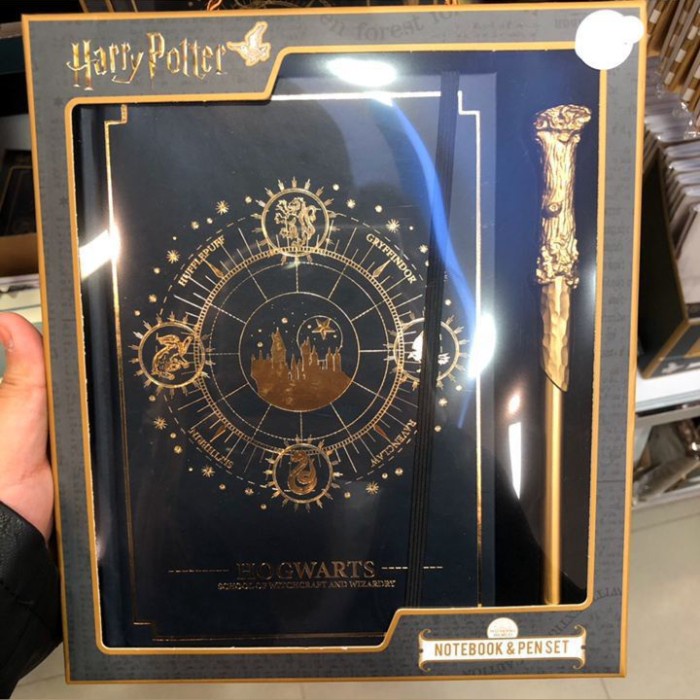 

HARRY POTTER Hogwarts notebook and wand pen set