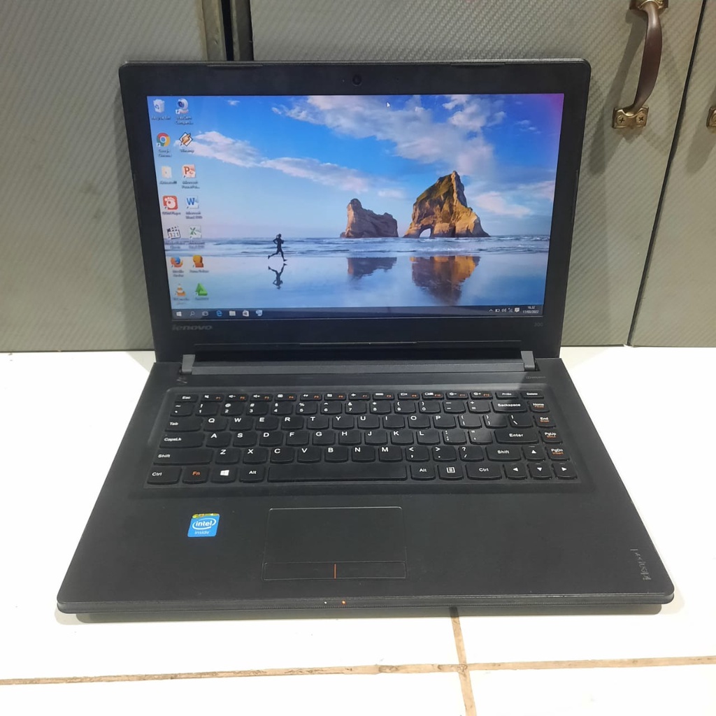 Laptop Idepad Lenovo 300  Celeron - N3150 Ram 4Gb / 500Gb BERGARANSI