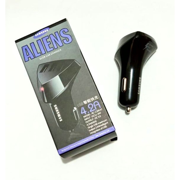 Charger Mobil SAMSUNG Aliens 3 Port USB A 3100mA