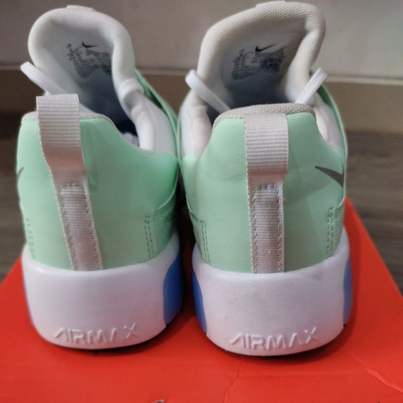 Sepatu Nike Air Max Bella TR 5