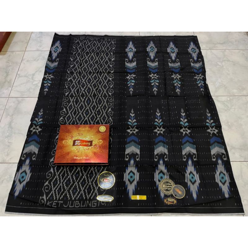 Sarung Ketjubung CLS Red Gold