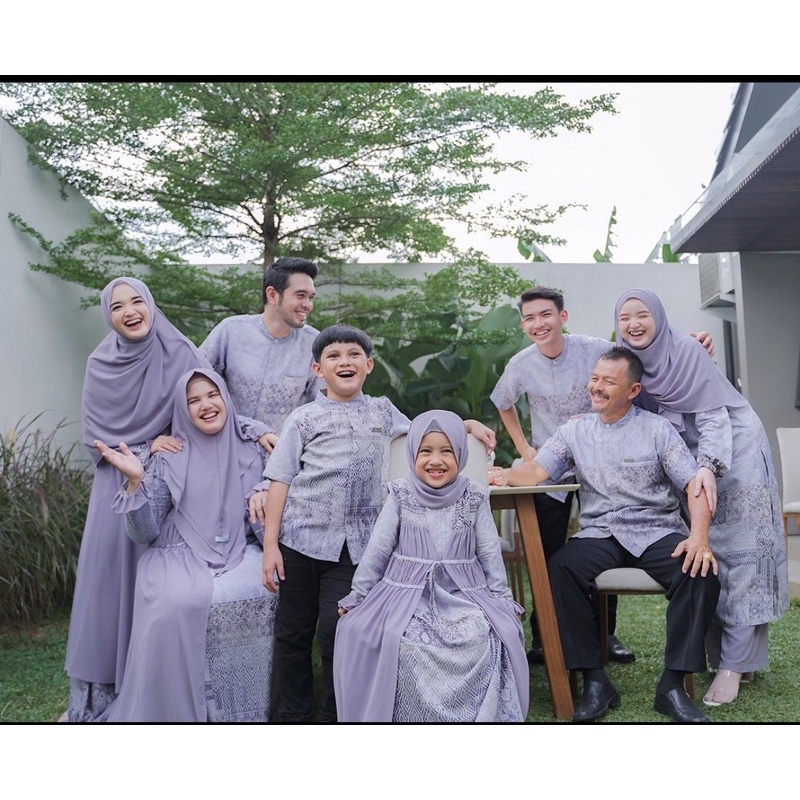 PL koko nadhif panjang greenism size M warna perwinkel