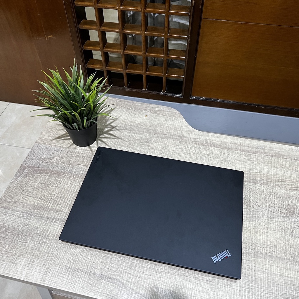 CORE i7 GEN 8 TERMURAH & TOUCHSCREEN  LENOVO THINKPAD T580 LAPTOP MANTAP BANGET DEH