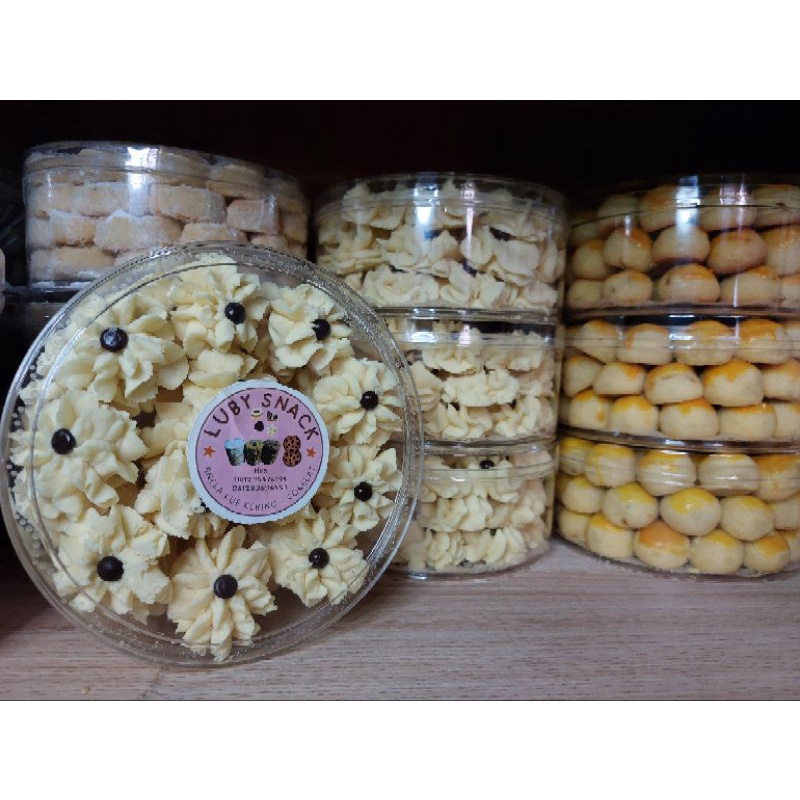 

KUE SEMPRIT 500GR KUE LEBARAN PREMIUM