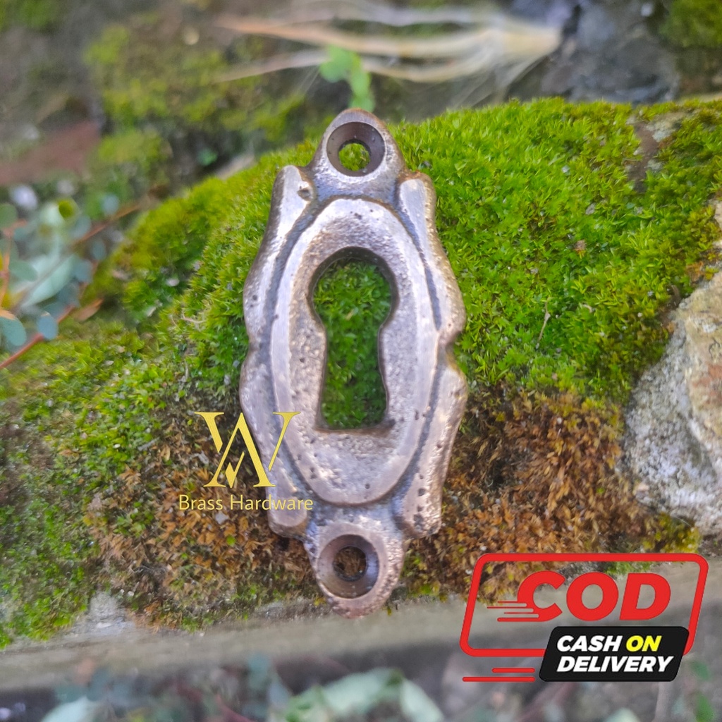 Tutup Lubang Kunci Laci Lemari Kuningan Antik 1 pcs