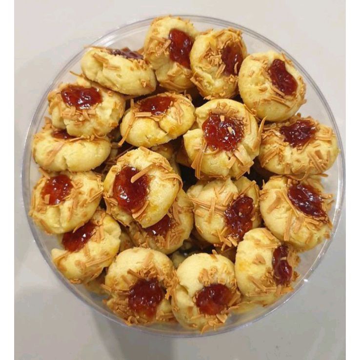 

strawberry cheese