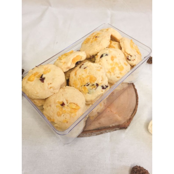

Cranberry Cornflakes Cookies