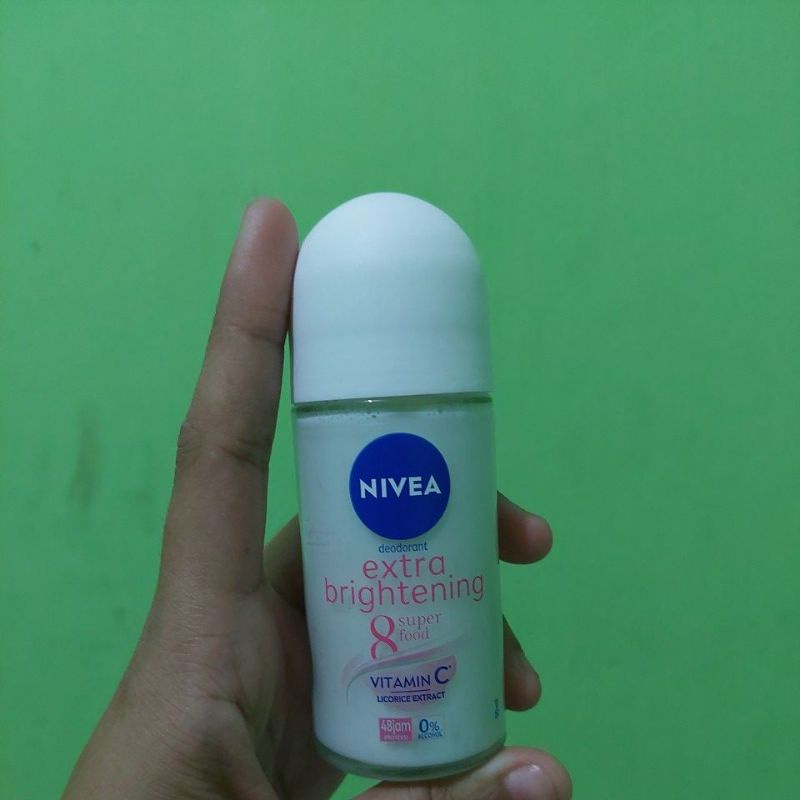 Nivea roll on 50ml extra brightening