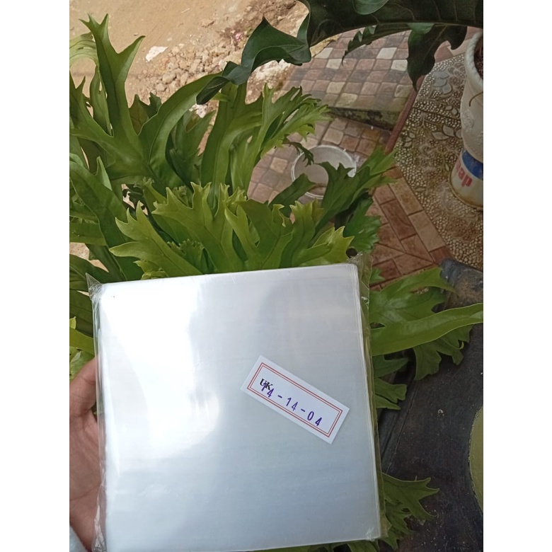 Plastik lembaran / Plastik Tebal Ukuran 14*14 Bening / Plastik Kue / Plastik Serbaguna