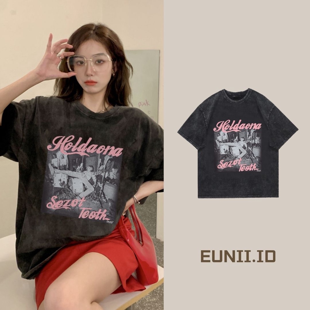 EUNII T-shirt Lengan Pendek Black Washed Retro Pink English Design Printing Korean Style/Kaos Atasan Wanita/Baju Wanita