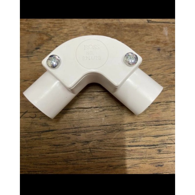 Elbow untuk pipa 20mm merk Boss