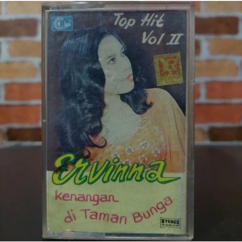 Kaset Pita Ervinna-Kenangan Di Taman Bunga