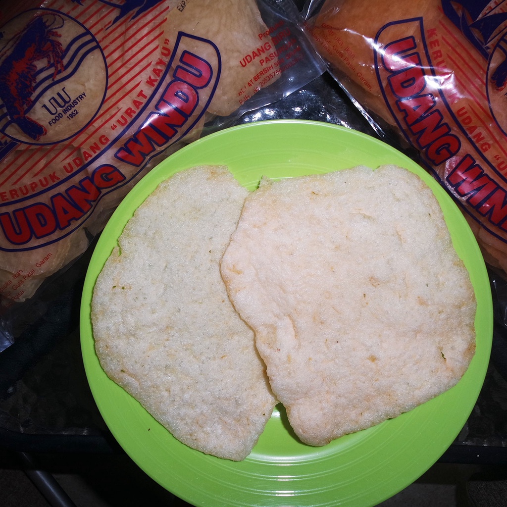 

Kerupuk Udang Istimewa 500 GR, Ukuran 5 x 6.5 cm