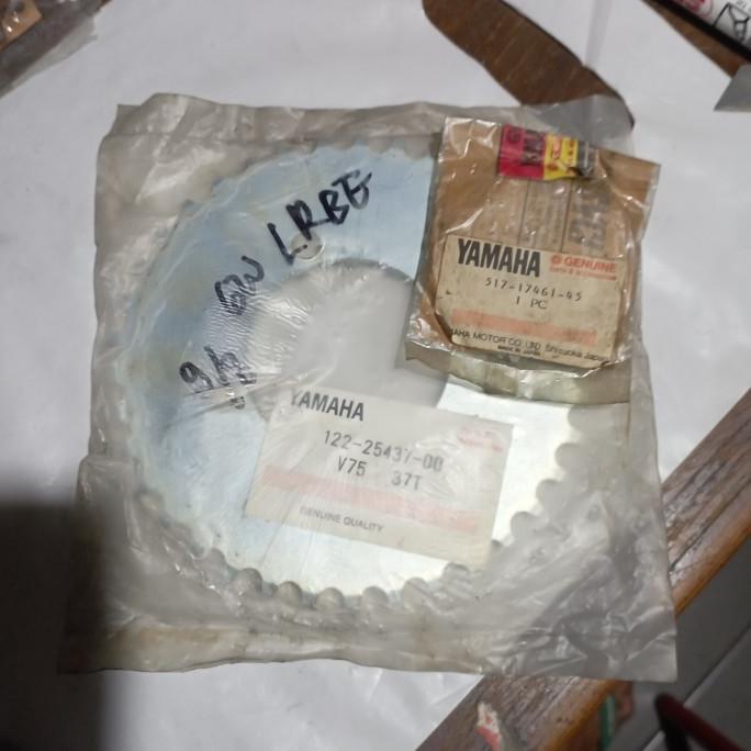 $+$+$+$+] gear depan plus gear belakang 14T 37T yamaha V75 V80 L2 JAPAN