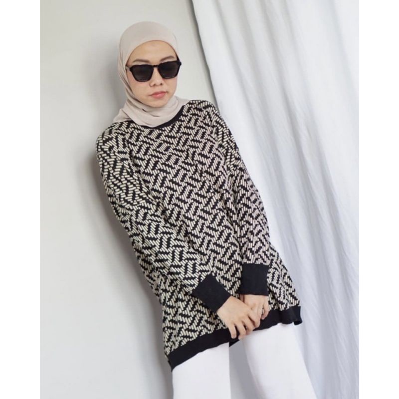 Mery Garis Blouse Knit Top Atasan Rajut Oversize