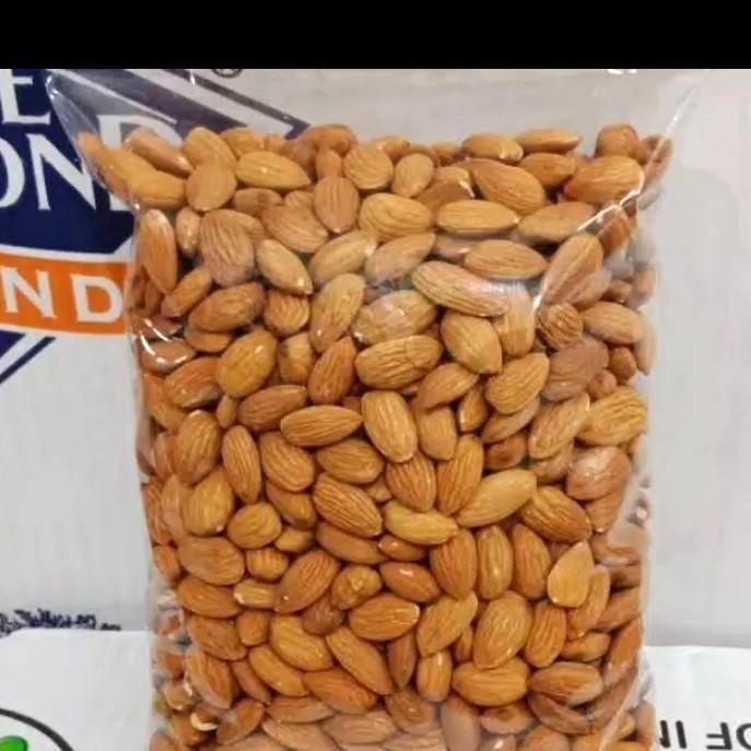 

Kacang Almond Mentah Kupas Utuh Raw Whole Blue Diamond 1kg Best Seller