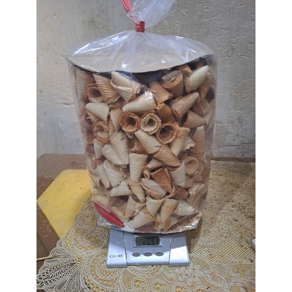 

opak gambir / krupuk gambir / krupuk jepit