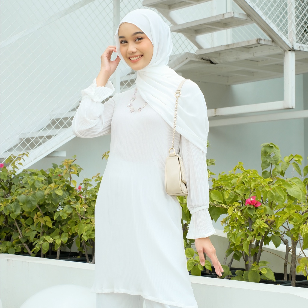 Lozy Hijab - Mahira Pleats Blouse ( Baju Plisket )