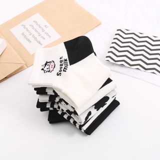 SS Kaos Kaki Wanita Motif Cow 6666 Kaos Kaki Pendek Fashion Korean Unisex Atas Mata Kaki Karakter Sapi Ankle Socks Korean Model Simple Cute