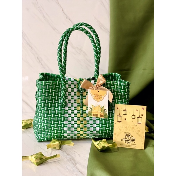 

Parcel Lebaran / Hampers Lebaran / Hampers Idul Fitri / Lebaran Hampers / Ramadhan Hampers