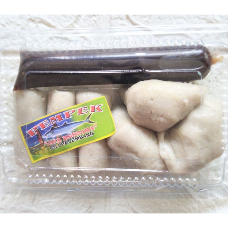 

PEMPEK IKAN PALEMBANG/PEMPEK KUAH/CEMILAN_PALEMBANG/LEZAT_NIKMAT