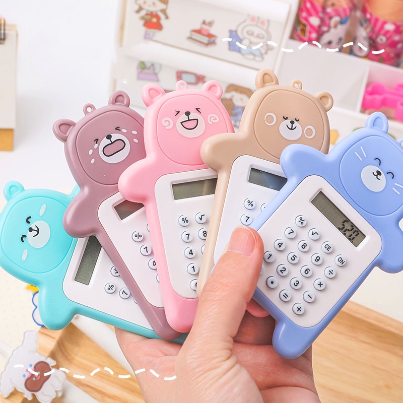 MMM Calculator Mini Portable Motif Bear Lucu Kalkulator Portable Mini Beruang Kalkulator Unik Kalkulator 8 Digit Mini Portable Kalkulator Beruang Tombol Karet Kalkulator Sekolah /Stationary Warna Warni Murah