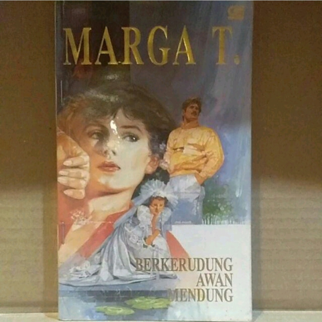 Novel - Berkerudung Awan Mendung | Marga T.